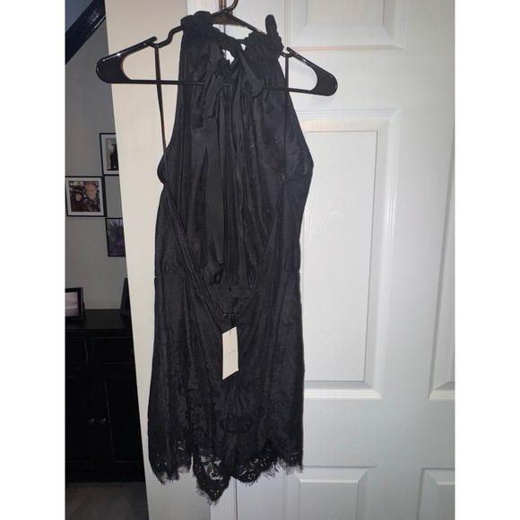 LOVER the Label Black Lace Romper Halter Neck Tie Sleeveless Size 14/10 - Picture 7 of 16